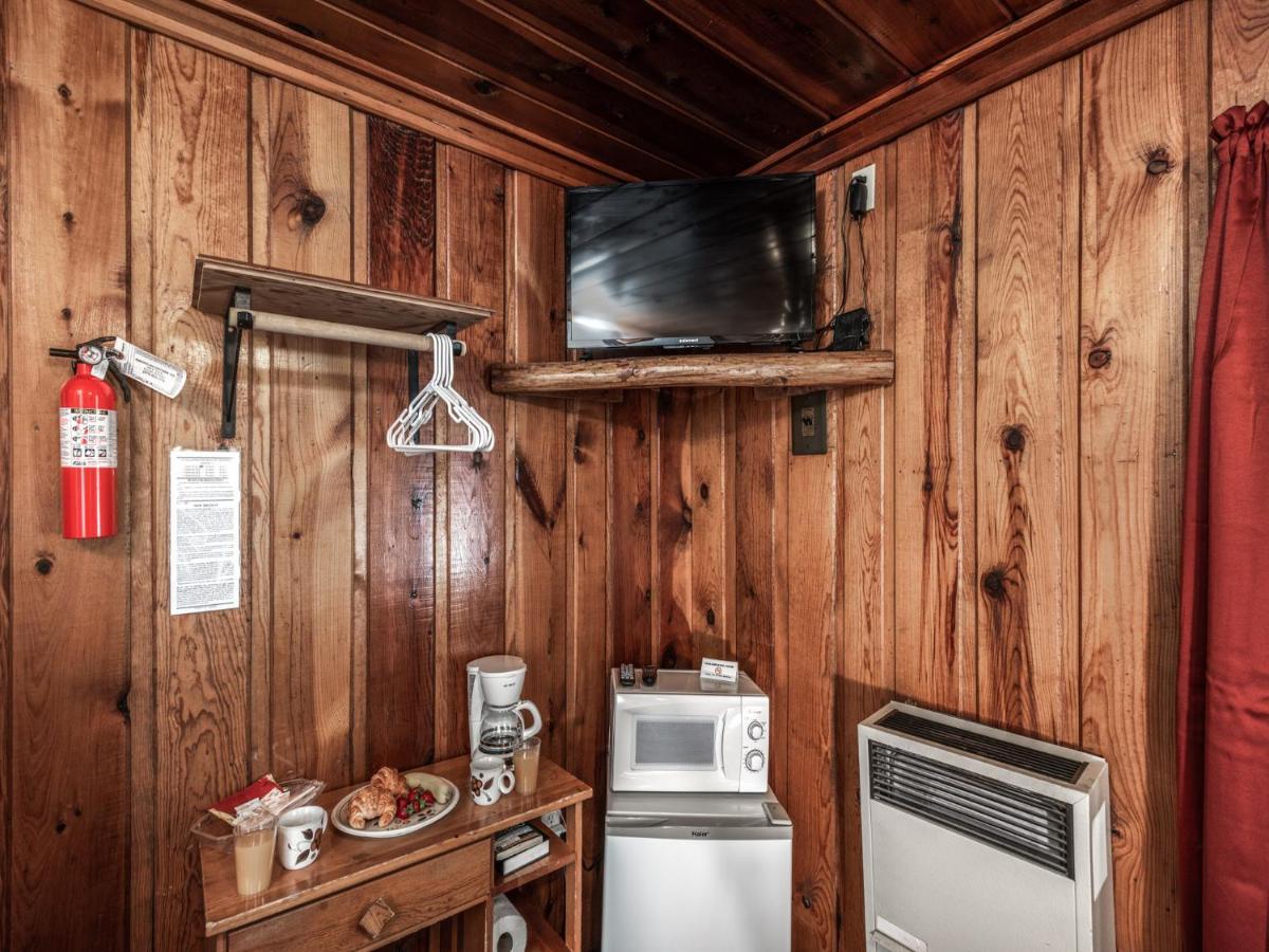 Apache Village Cabinette 11, Queen Bed, Midtown, Sleeps 2 Ruidoso Exteriér fotografie