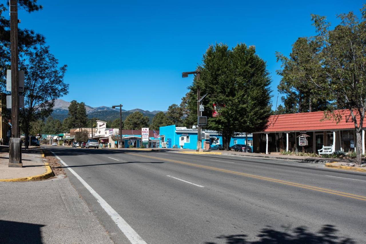 Apache Village Cabinette 11, Queen Bed, Midtown, Sleeps 2 Ruidoso Exteriér fotografie